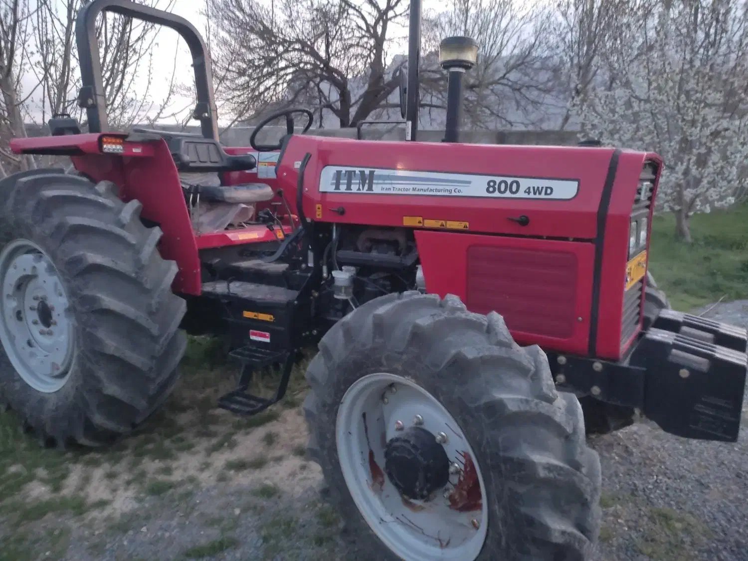 تراکتور 800|خودرو سنگین|زالیان, |دیوار