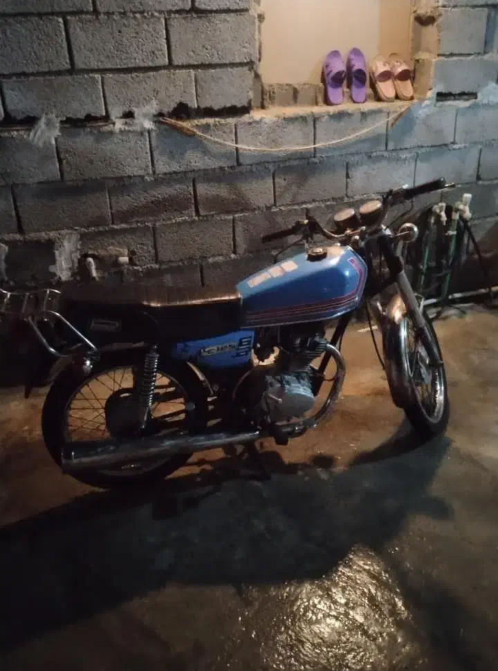 موتورهندا مدل۱۳۸۸ سند دار|موتورسیکلت|زرگرشهر, |دیوار