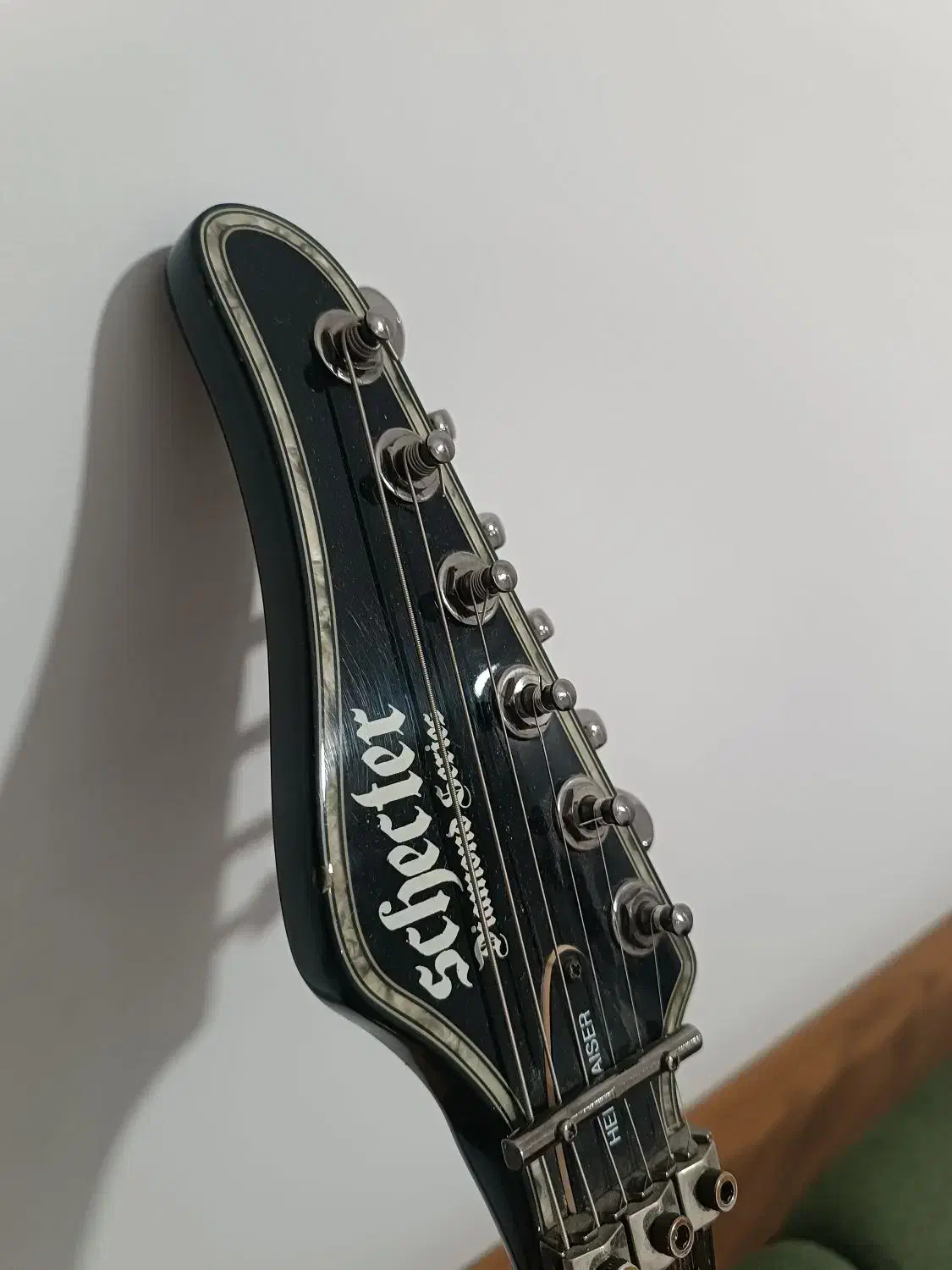 گیتار الکتریک شکتر schecter hellraiser C-1|گیتار، بیس، امپلیفایر|شهریار, شهرک وائین|دیوار