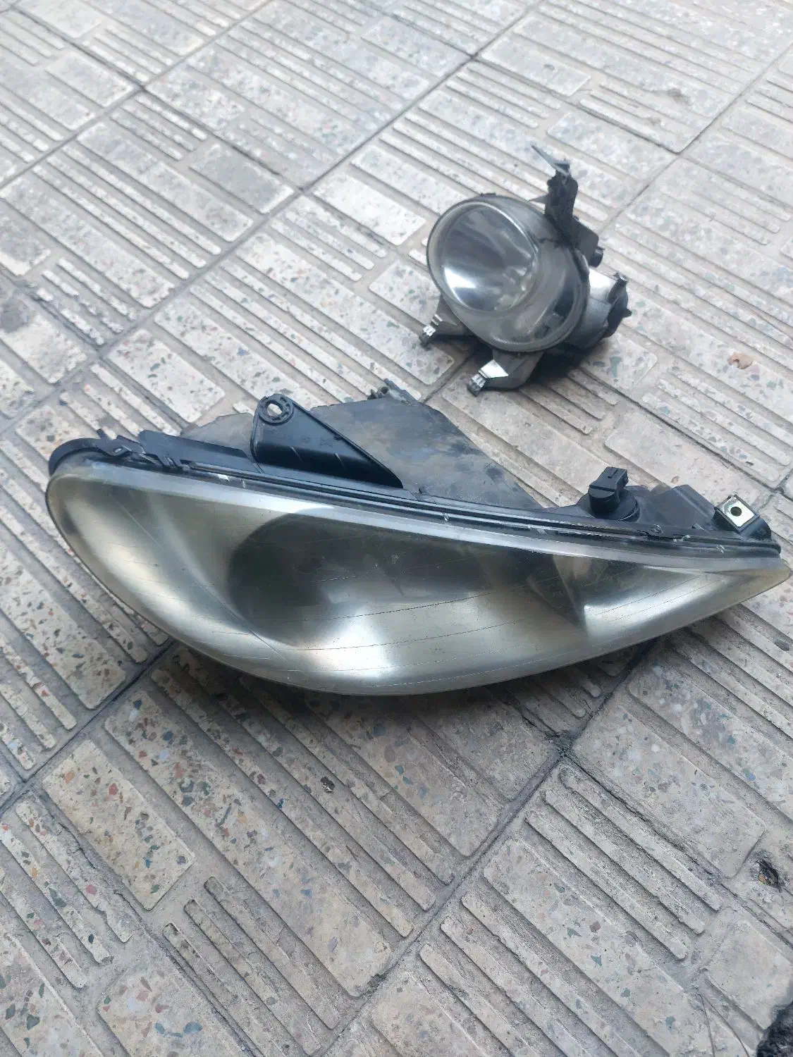 چراغ جلو ۲۰۶|قطعات یدکی و لوازم جانبی|تهران, اباذر|دیوار