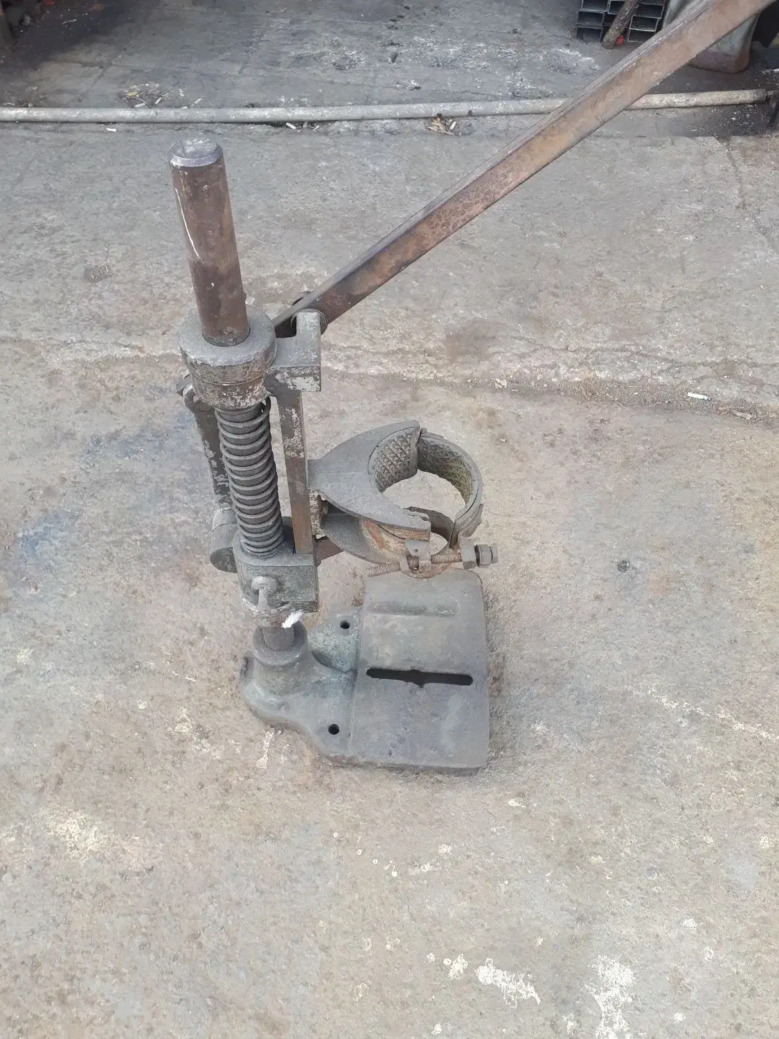 پایه دلر|ابزارآلات|قم, میرزائیه|دیوار