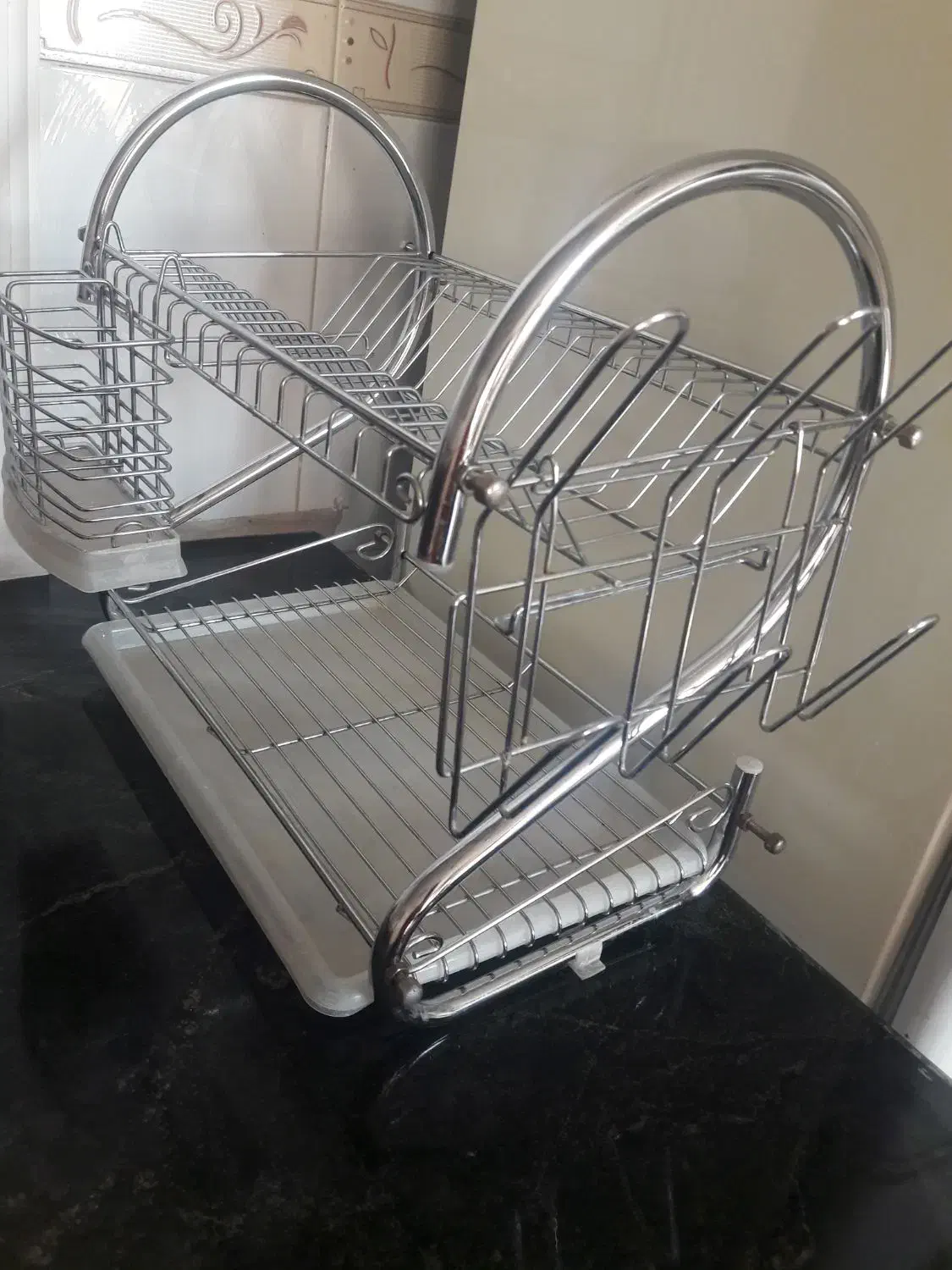 آبچکان|آبچکان و نظمدهنده ظروف|قزوین, |دیوار