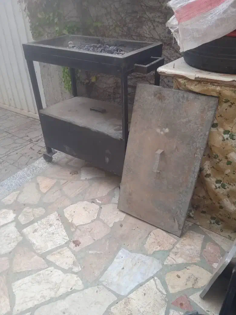 منقل چرخ دار|اجاق گاز و لوازم برقی پخت‌وپز|محمدشهر, شهرک چمران|دیوار