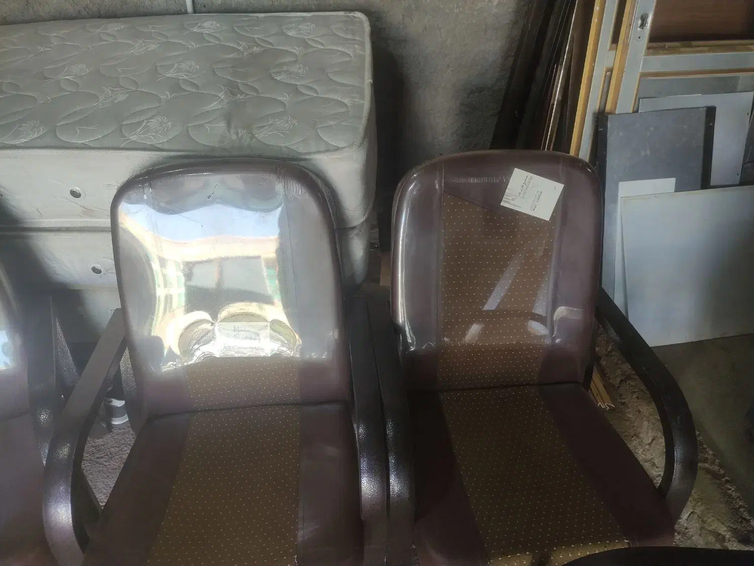 صندلی اداری|مبلمان اداری|لردگان, |دیوار