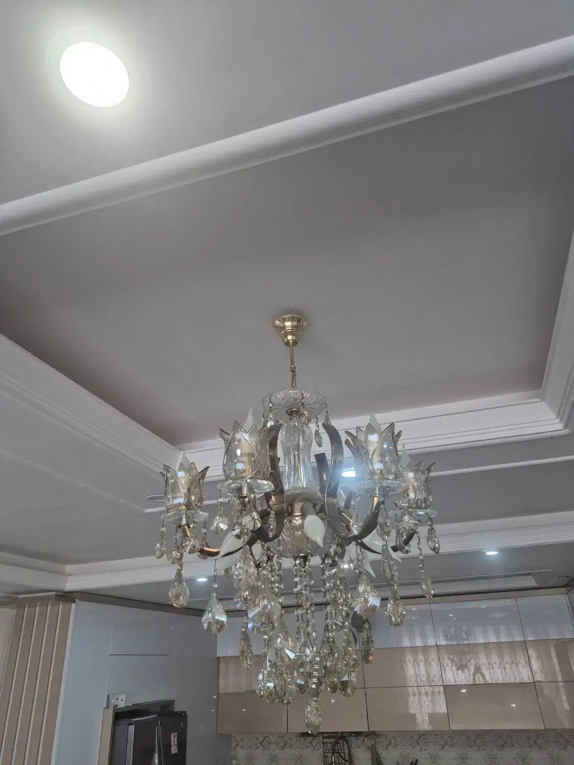 لوستر|لوستر و چراغ آویز|نسیم‌شهر, |دیوار