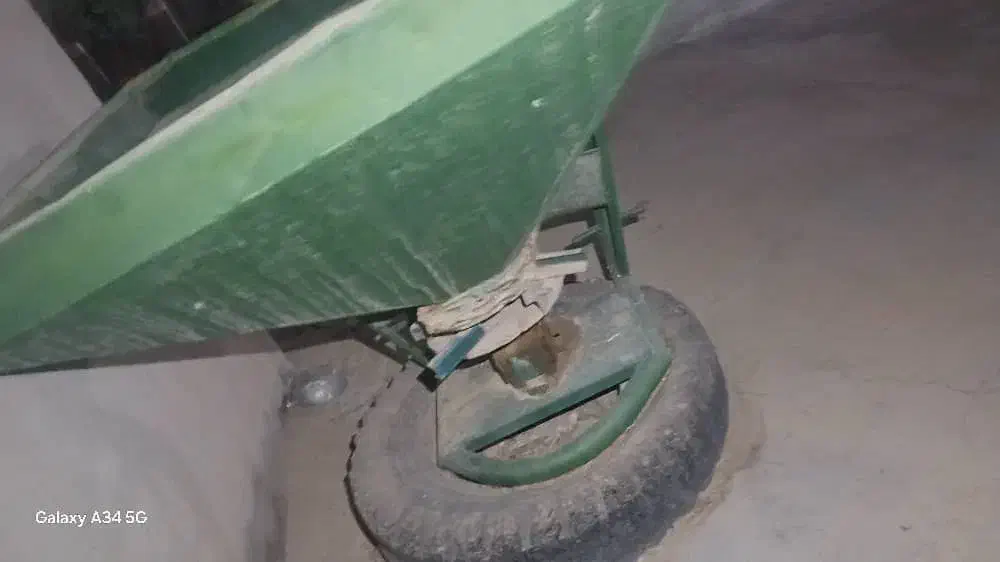 بزر پاش|ماشینآلات صنعتی|رامهرمز, |دیوار