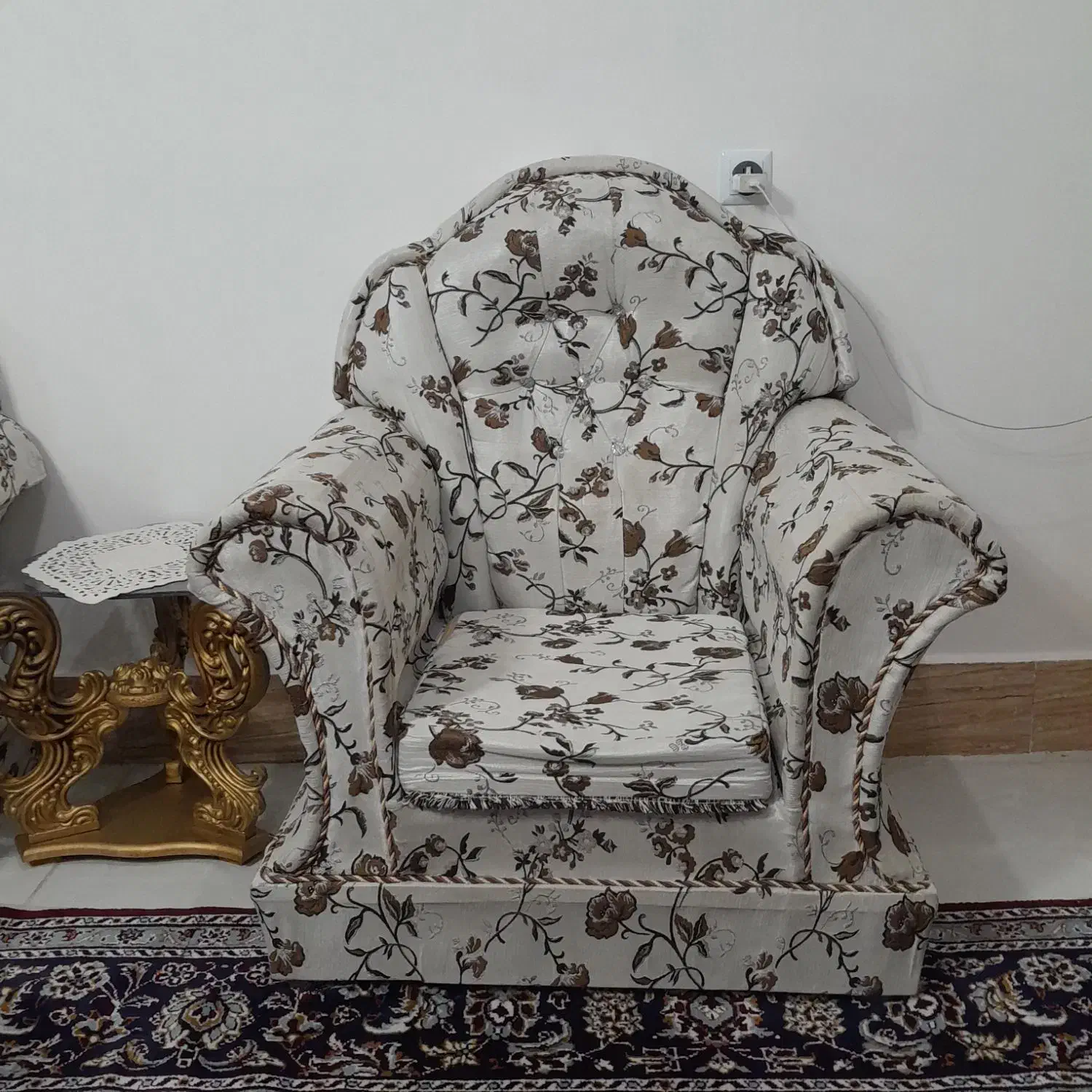 مبل|مبلمان خانگی و میز عسلی|بناب, |دیوار