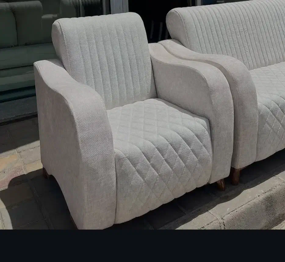 تعمیر و رویه کوبی مبلمان|خدمات پیشه و مهارت|صومعه‌سرا, |دیوار