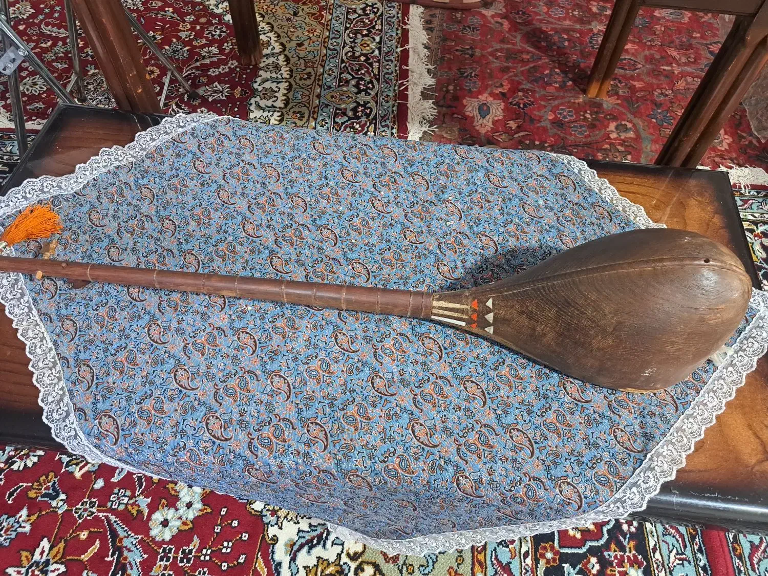 دوتار قدیمی|سازهای سنتی|تربت جام, شهرک آزادگان|دیوار