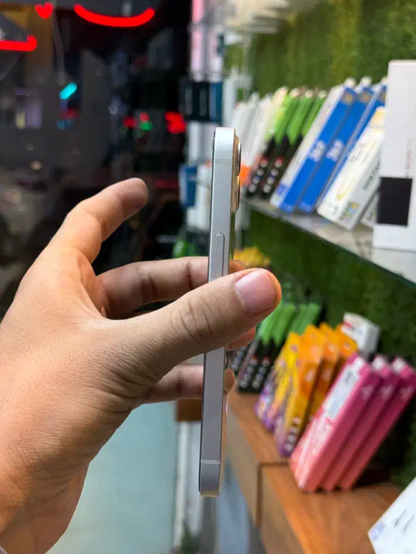 ایفون ۱۳ نرمال (۱۲۸/ch)|موبایل|سبزوار, کوی بهار|دیوار