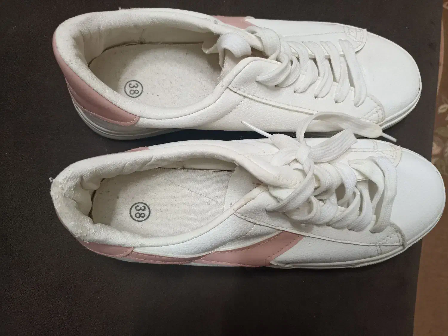 کفش اسپورت در حد نو و نو|کیف، کفش، کمربند|شیراز, سعدیه شمالی|دیوار