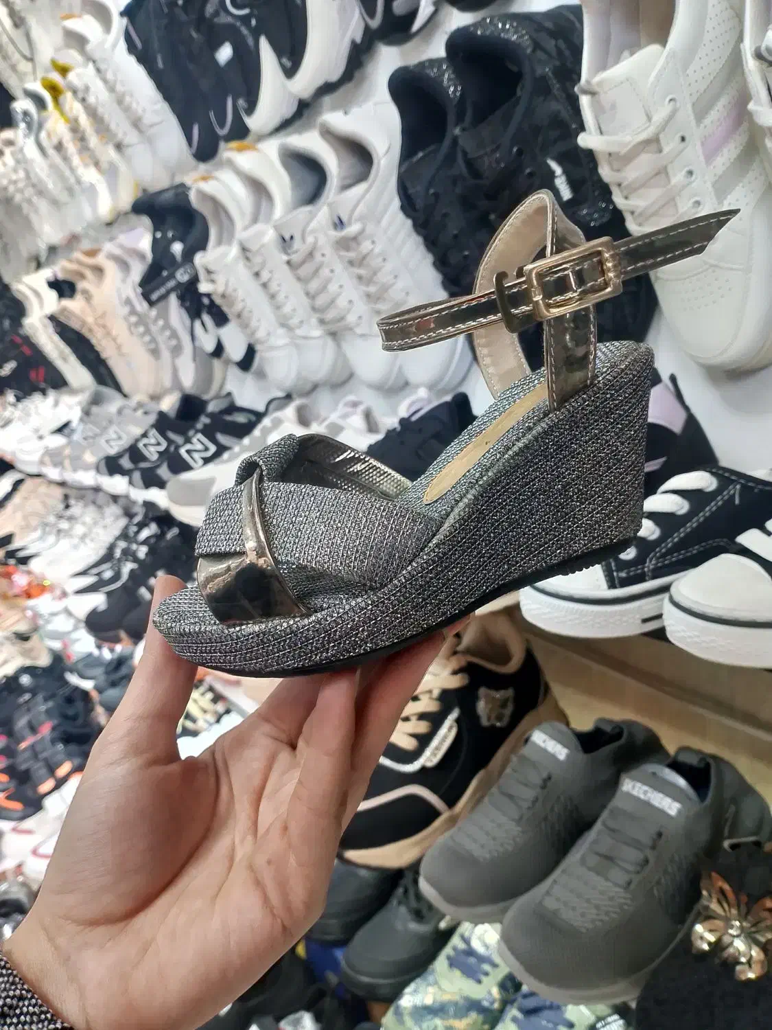 مجلسی بچگانه|کیف، کفش، کمربند|مریوان, |دیوار