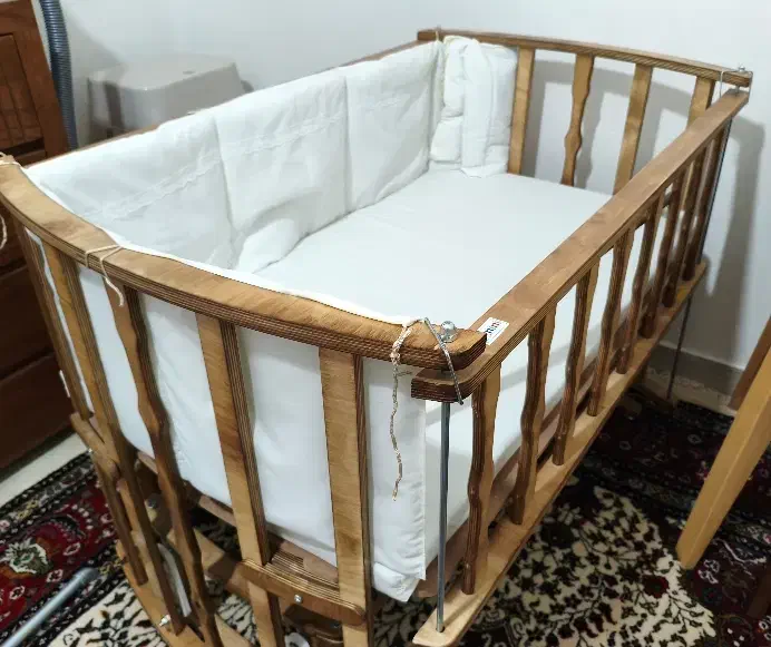 تخت کنار مادر|تخت و صندلی بچه|زنجان, |دیوار