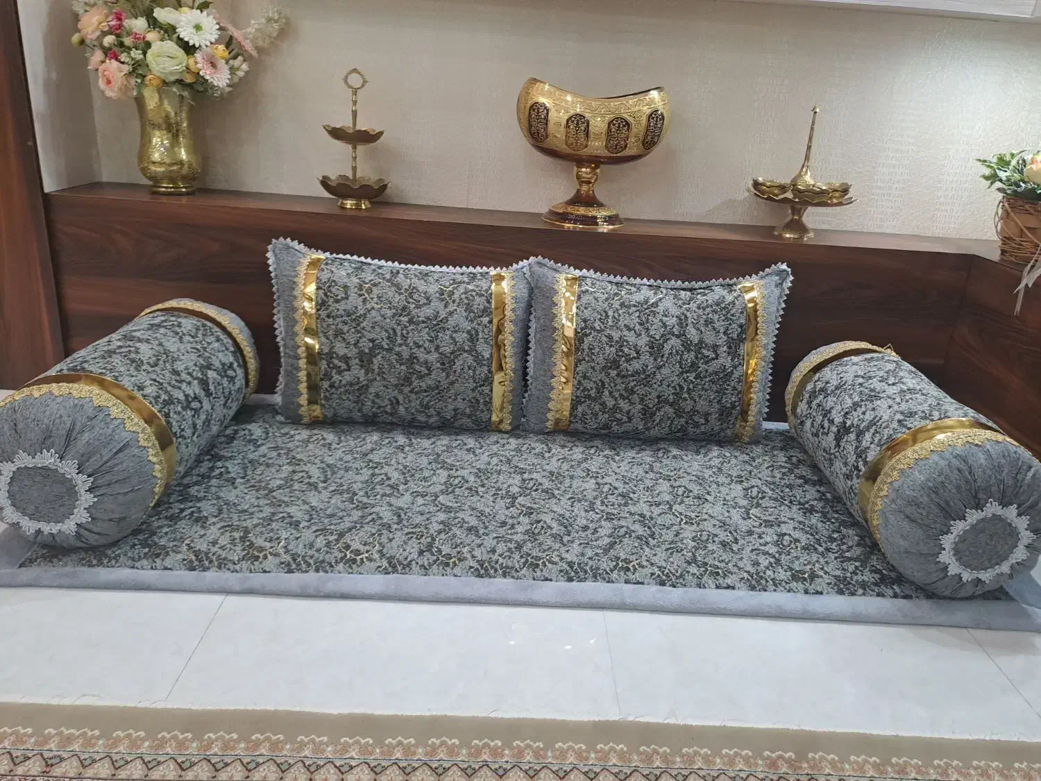 بالشت چهار گوشت وپشتی|پشتی|فرخشهر, |دیوار