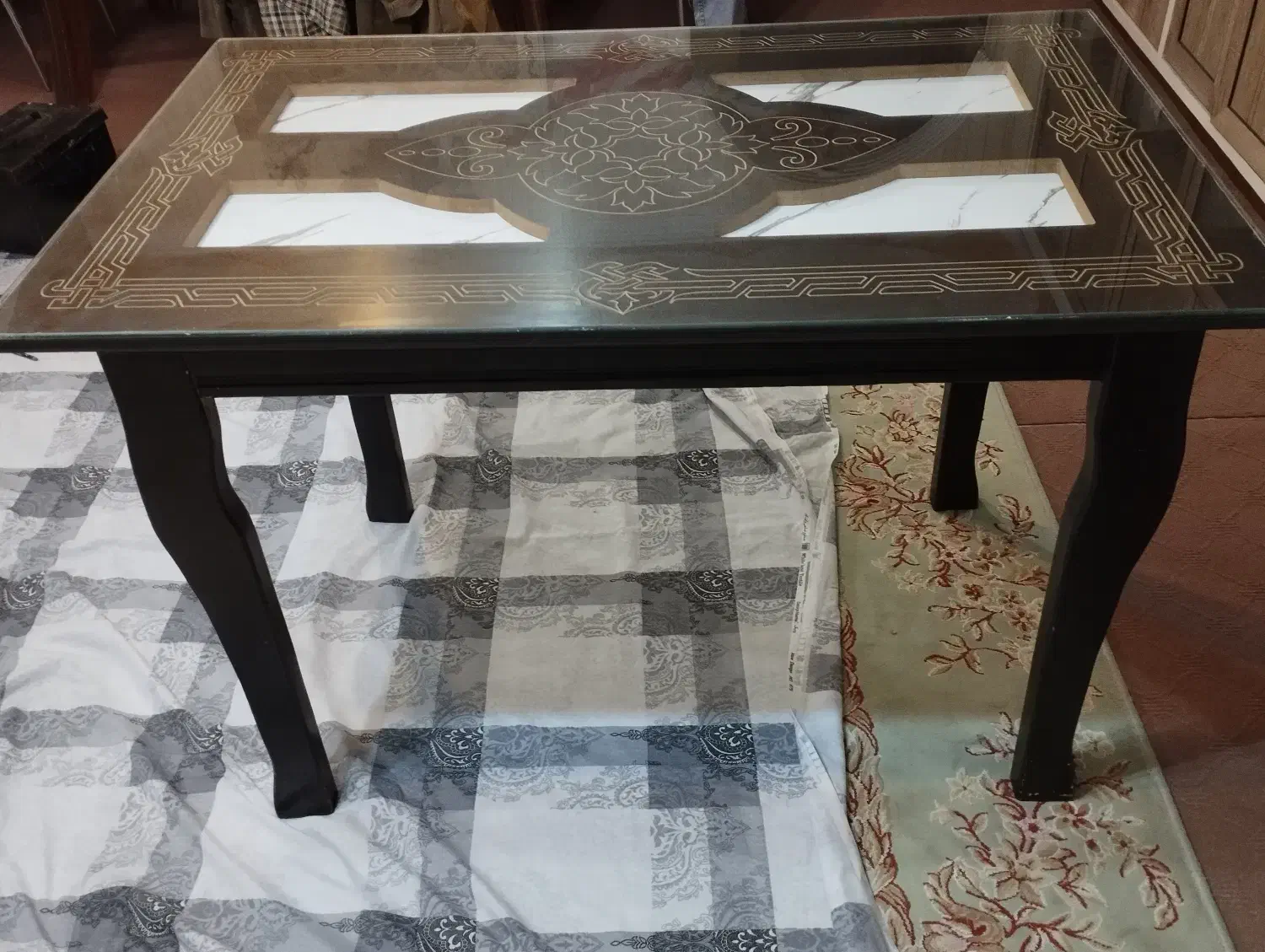 میز نهارخوری|میز و صندلی غذاخوری|بندر انزلی, لاله|دیوار