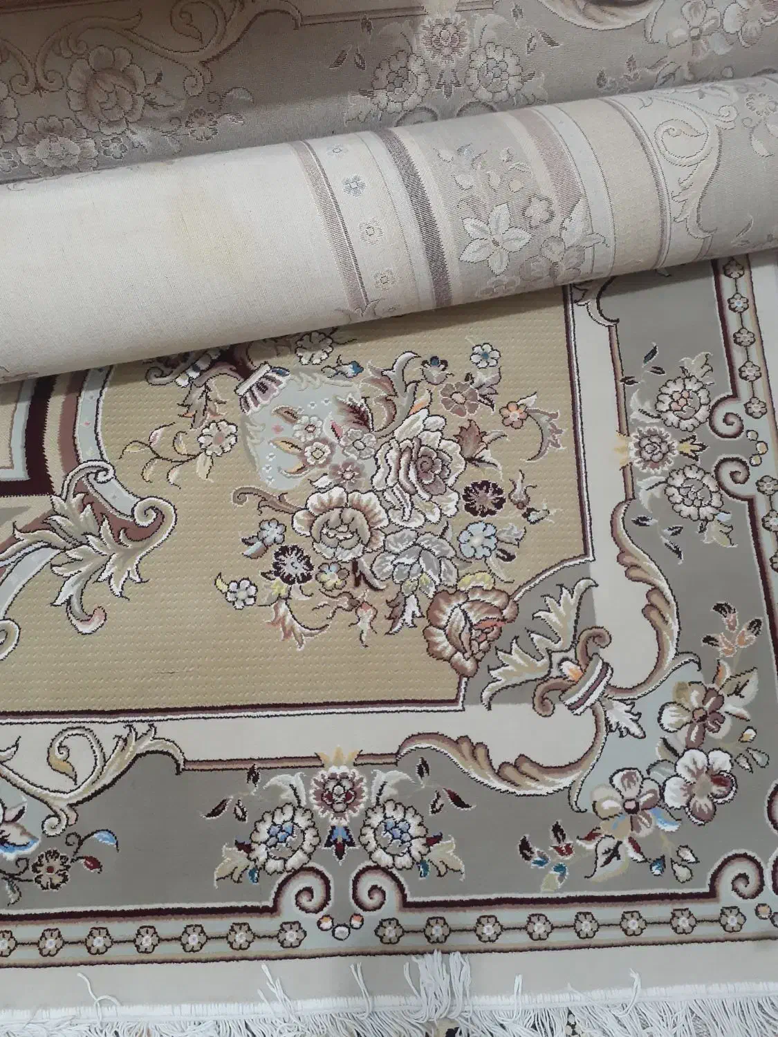 دو قالی ۱۲ متری|فرش|امیدیه, |دیوار