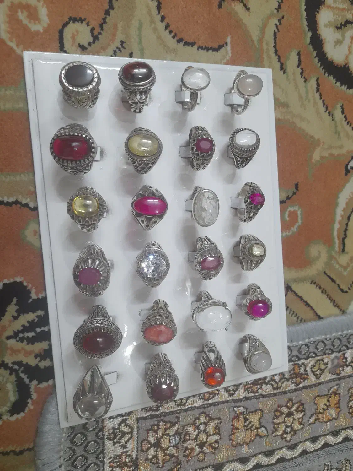 فروش ویترینی نقره جات یکجا بخاطر تغییر شغل|جواهرات|ری, هاشمآباد|دیوار