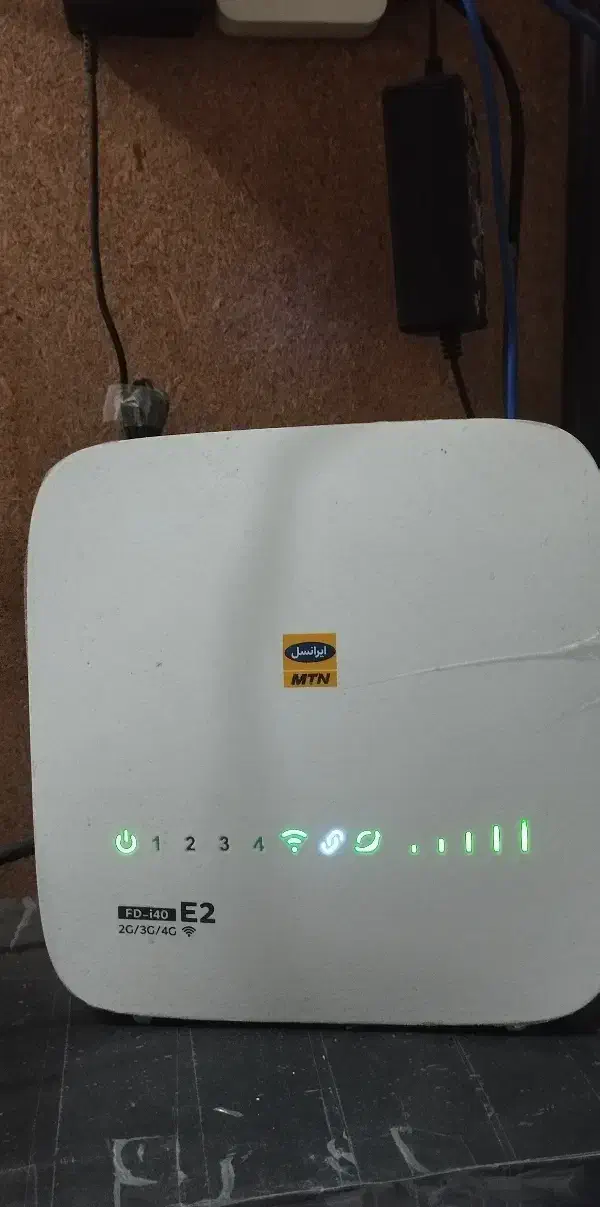 مودم ایرانسل(توضیحات رو بخونیدلطفا)|مودم و تجهیزات شبکه|فسا, |دیوار