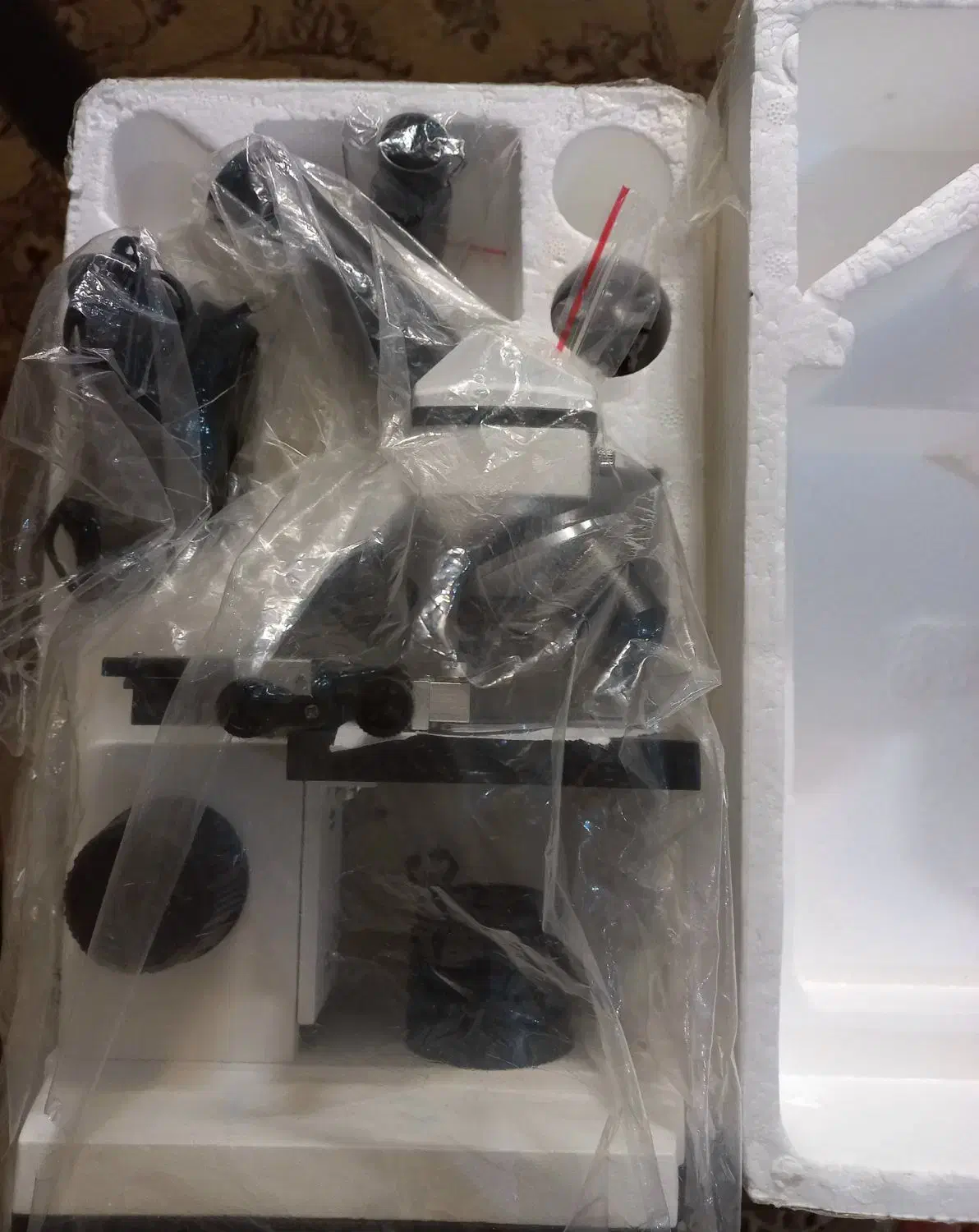 میکروسکوپ مدیک اصل(ساخت کشور چین)مدلM826|لوازم التحریر|اصفهان, شیخ طوسی|دیوار