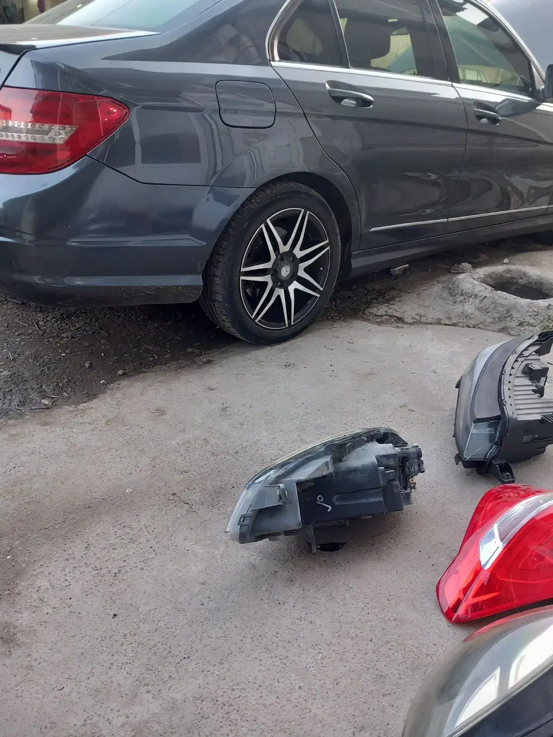 خدمات چراغ خودرو تعمیر و فروش...|قطعات یدکی و لوازم جانبی|رشت, حومه رشت|دیوار