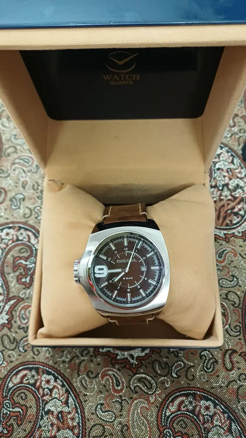 ساعت مردانه دیزل اصل و اورجینال با بند چرمی|ساعت|تهران, نازیآباد|دیوار