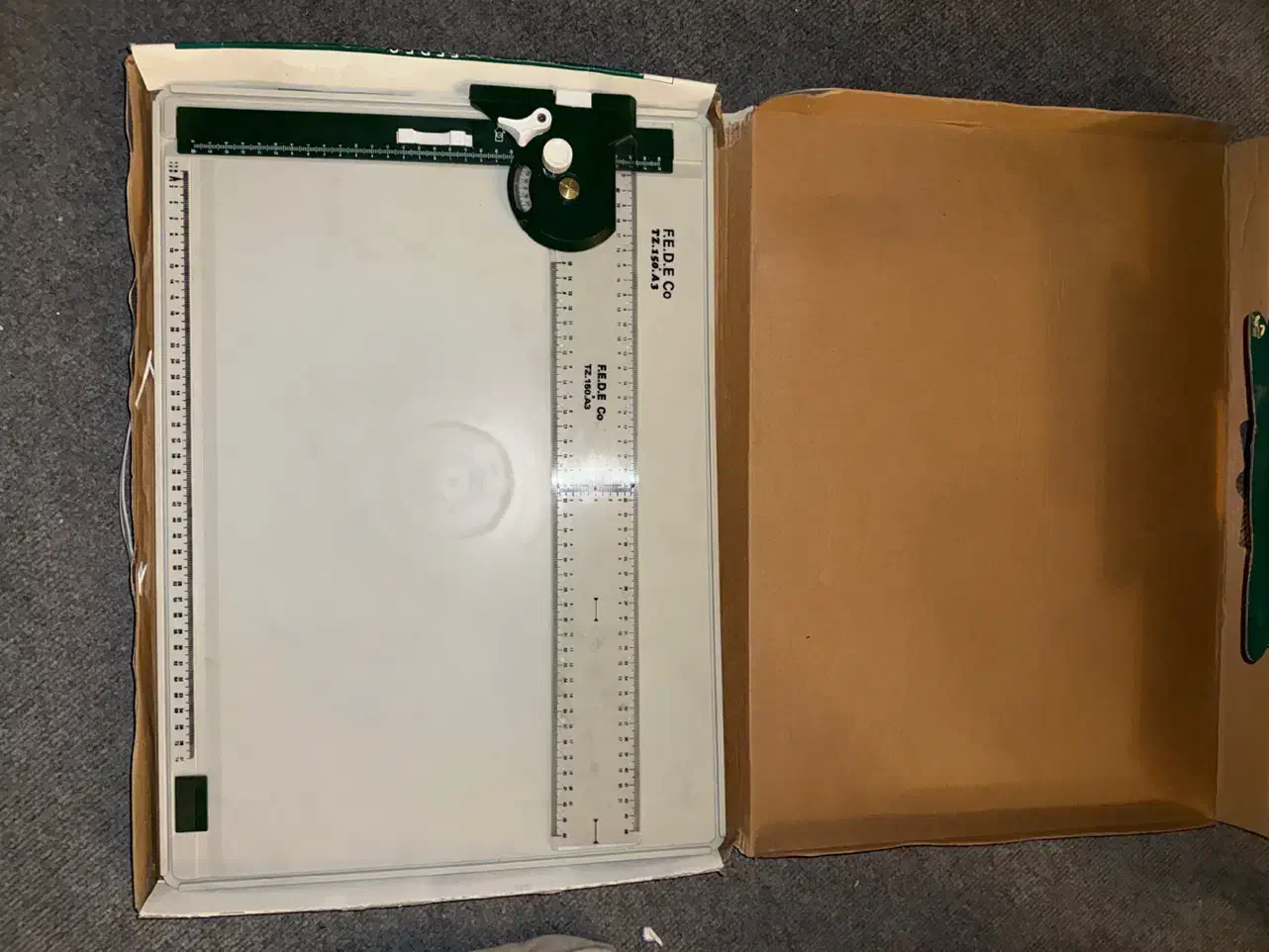 تخته نقشه کشی|لوازم التحریر|کرج, گوهردشت|دیوار