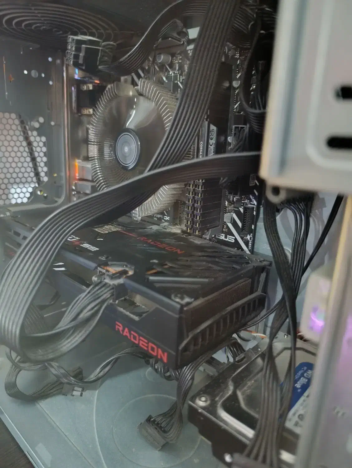 سیستم گیمینگ|رایانه رومیزی|پردیس, فاز ۱|دیوار