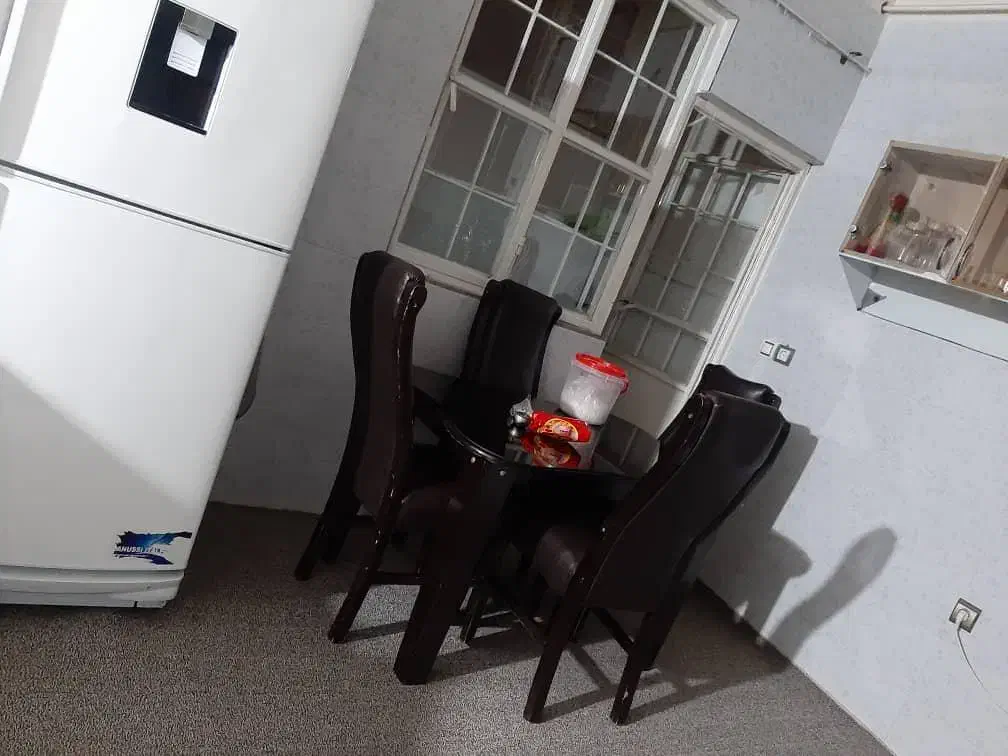 نهار خوری ۴نفره|میز و صندلی غذاخوری|مریوان, |دیوار