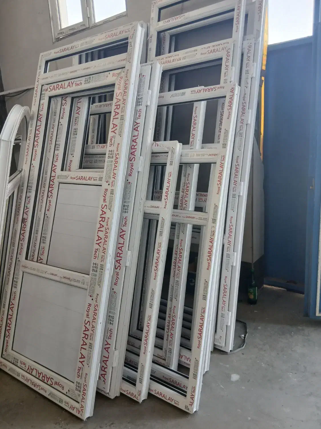 تولید درب و پنجره دوجداره|مصالح و تجهیزات ساختمان|ملایر, |دیوار