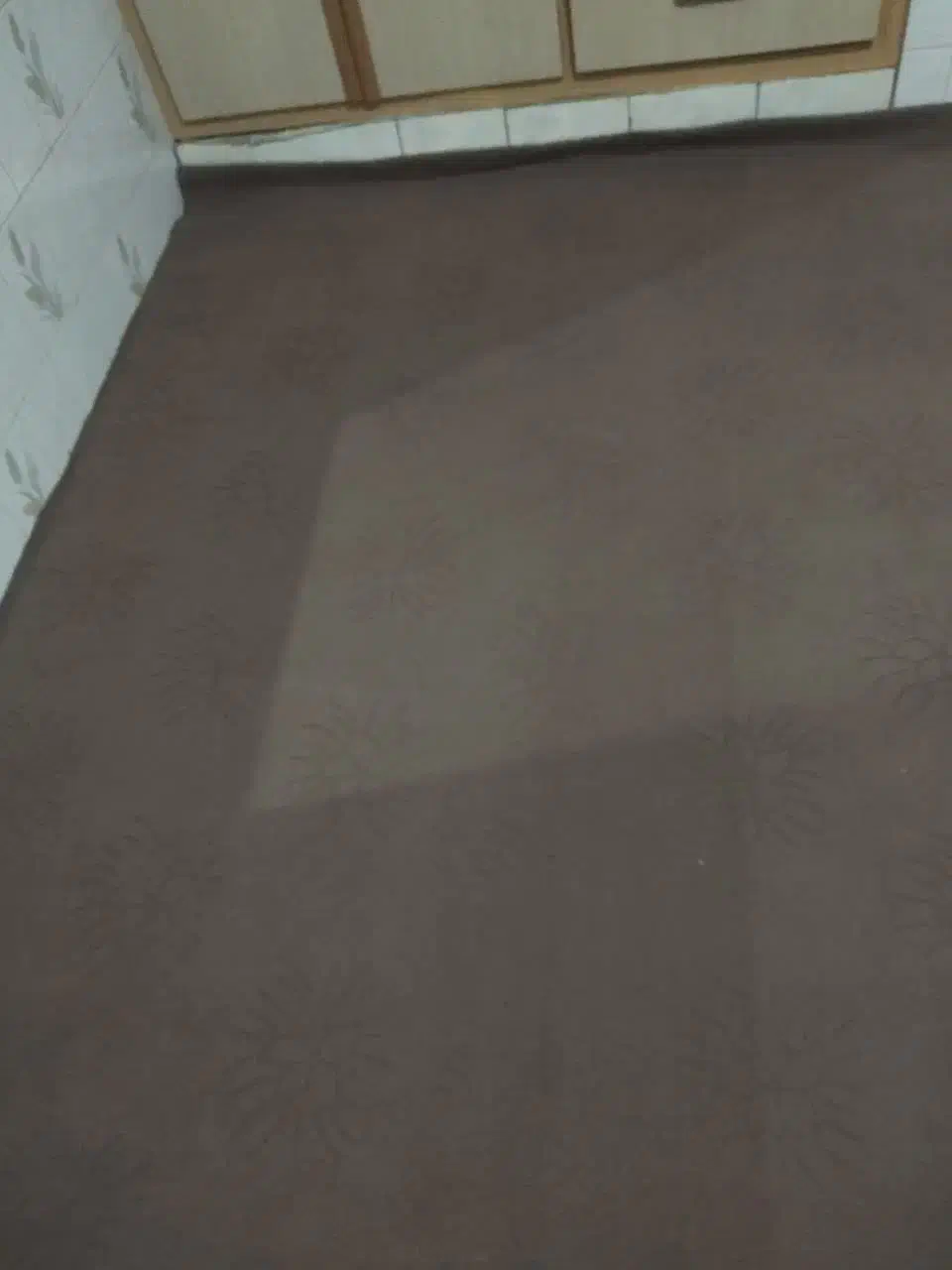 موکت تمیز در حد نو بدون پارگی وسوختگی|موکت|خرم‌آباد, |دیوار