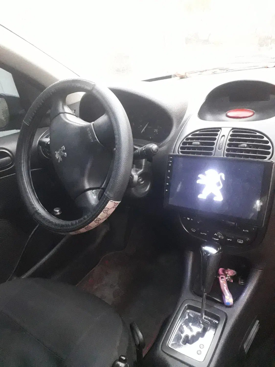 ۲۰۶ تیپ ۶ اتومات تمیز|خودرو سواری و وانت|تهران, شمسآباد|دیوار