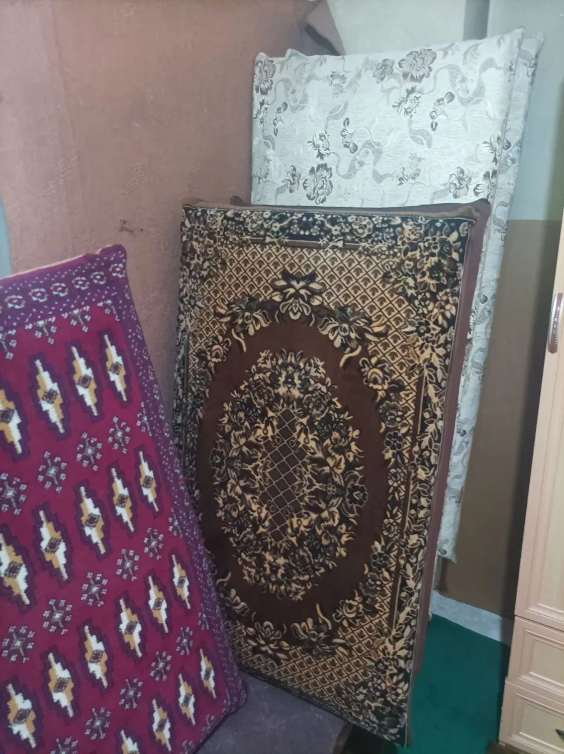 پشتی|پشتی|ارومیه, |دیوار