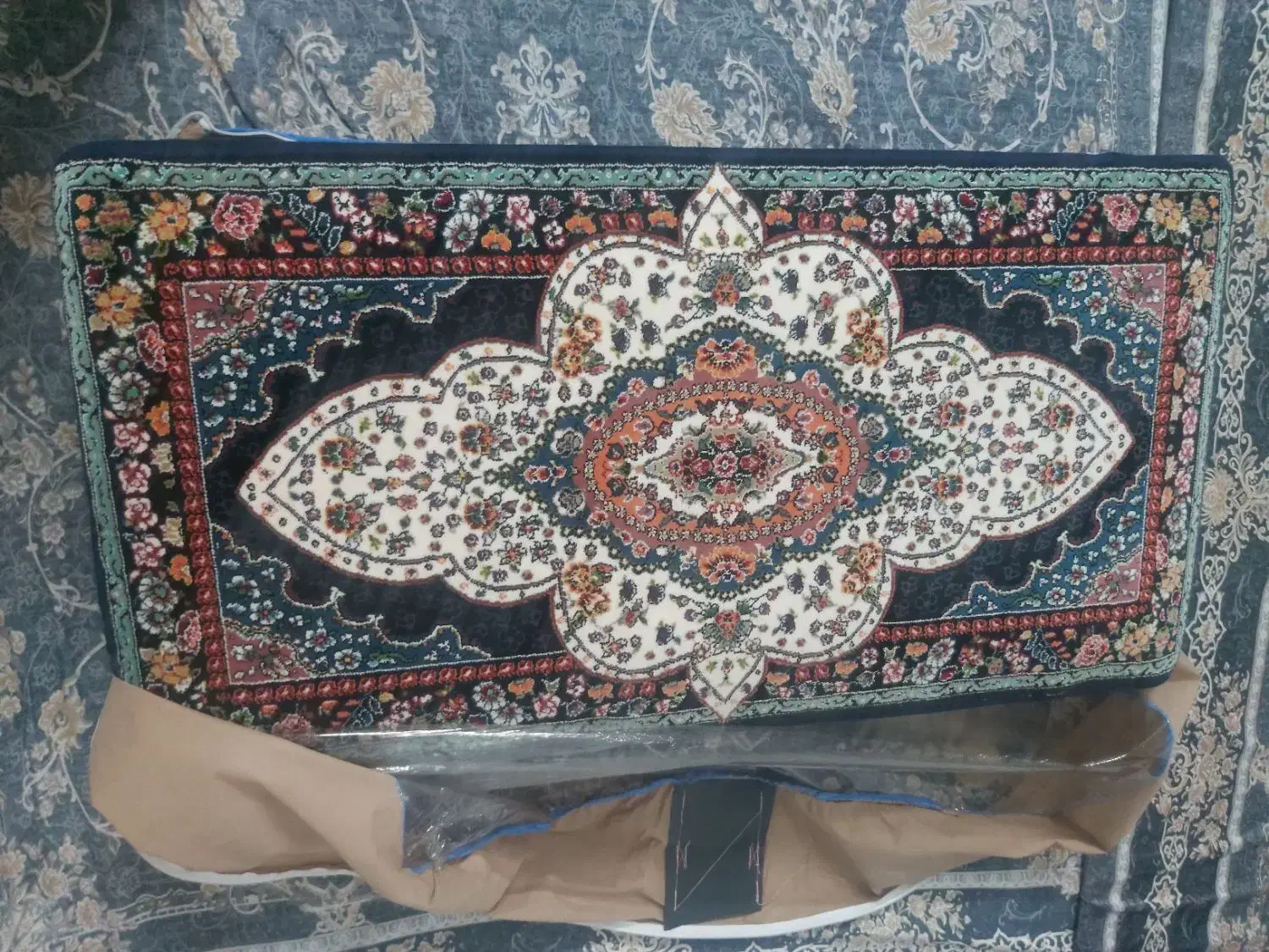 ۲ جفت پشتی|پشتی|قرچک, شهرک طلائیه|دیوار