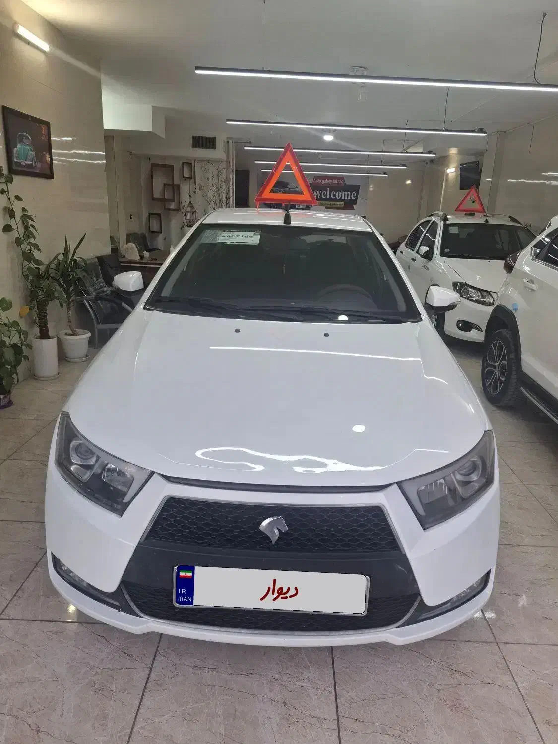 دنا پلاس مدل ۹۸|خودرو سواری و وانت|اصفهان, بهارستان|دیوار