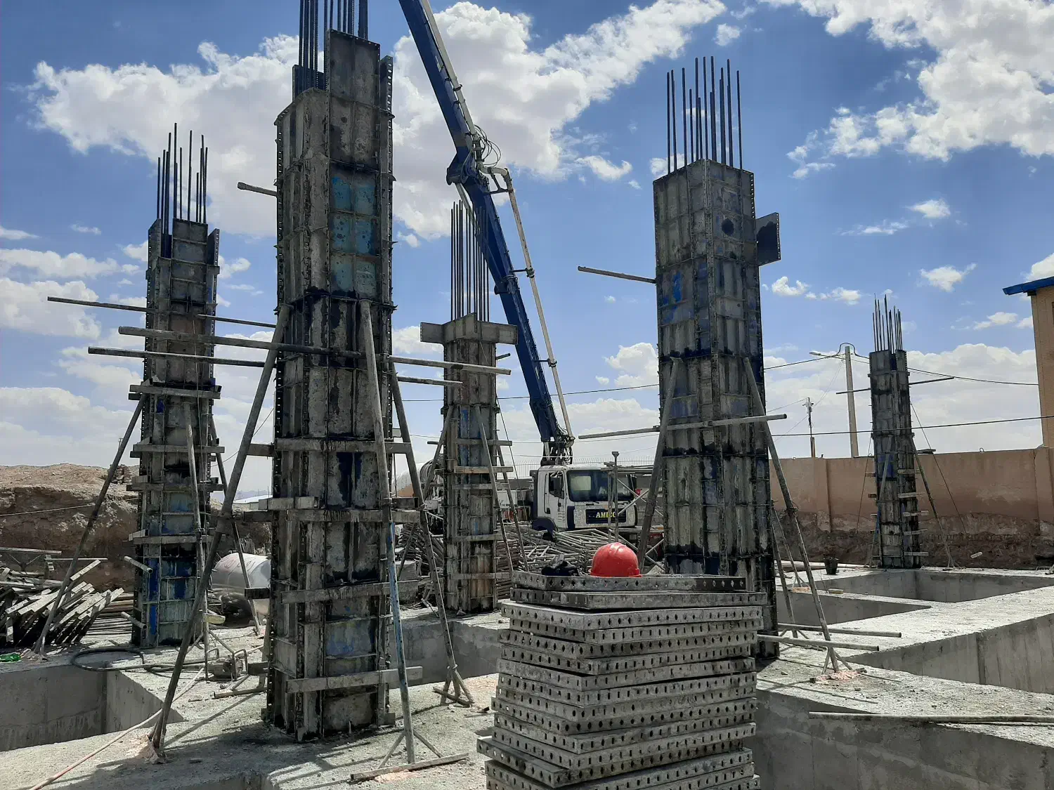 فروش اسکافولد و قالب و...|مصالح و تجهیزات ساختمان|سبزوار, قصبه شرقی|دیوار