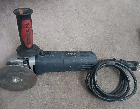 تعدادی ابزار کار کارکرده|ابزارآلات|شیراز, کوزه گری|دیوار