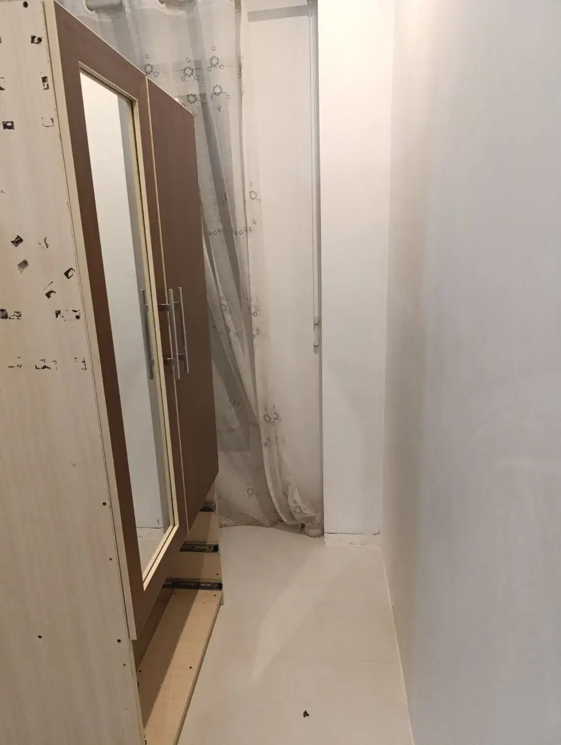 کمد|جاکفشی، کمد، دراور|تنکابن, |دیوار