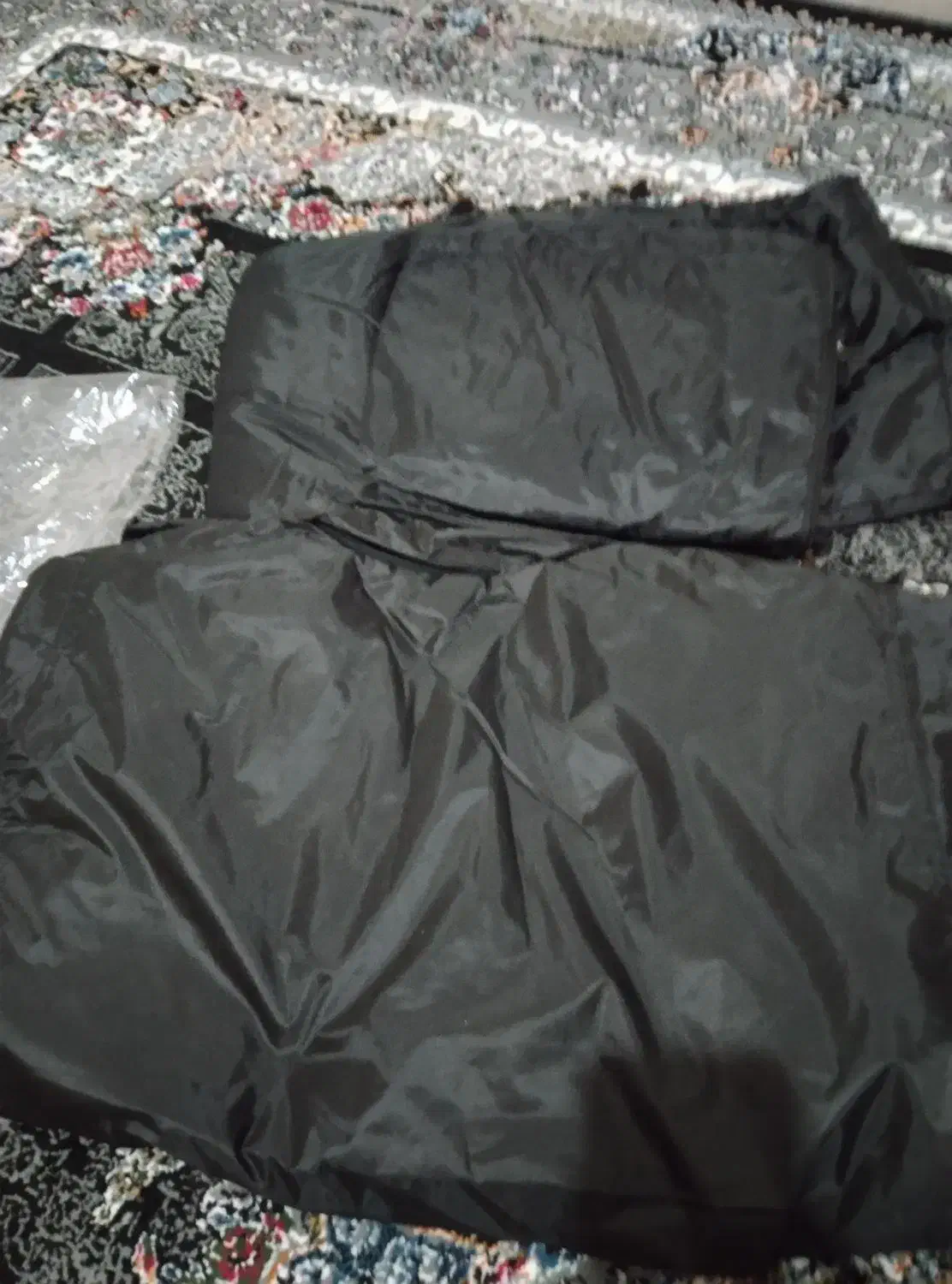 یک دست لباس نو مخصوص فصل سرما|لباس|بومهن, |دیوار