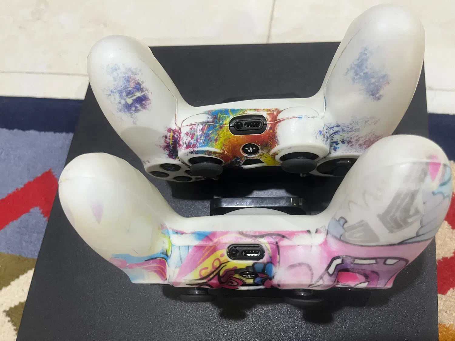 PS4یک ترا کاملا سالم با ۱۳ بازی جدید ۳ دسته شارژر‌|کنسول، بازی ویدئویی و آنلاین|اصفهان, شهرک ولیعصر|دیوار