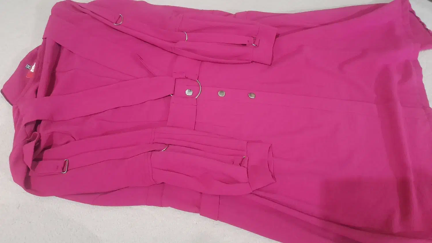 مانتو درحدنو  فقط ۲۰۰|لباس|هشتگرد, شهرک راه آهن|دیوار