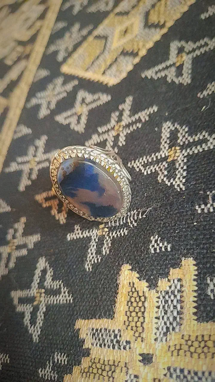 انگشتر شجر کهنه|کلکسیون اشیاء عتیقه|نهاوند, |دیوار