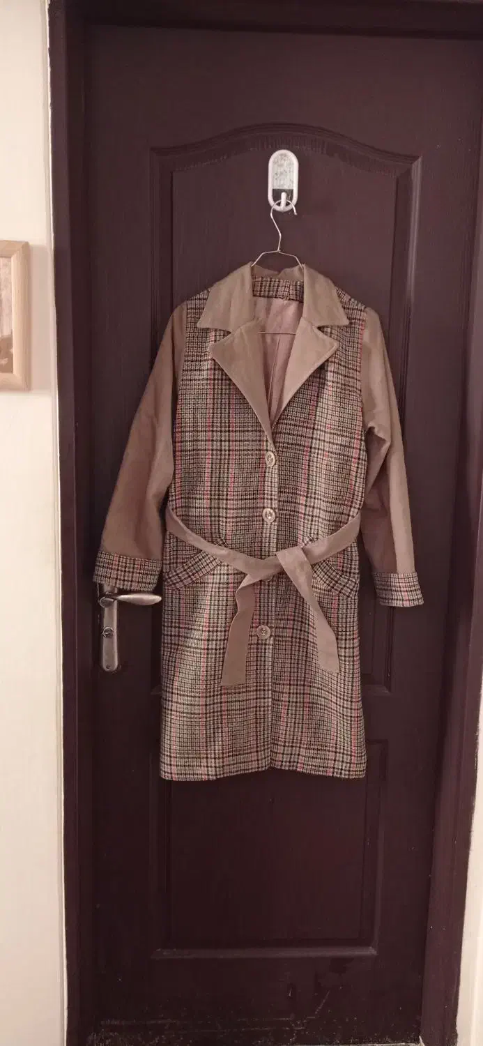 یک پالتو زنانه کشمیر ویک پیراهن خارجی نو|لباس|مشهد, حسابی جنوبی (شهرک غرب)|دیوار