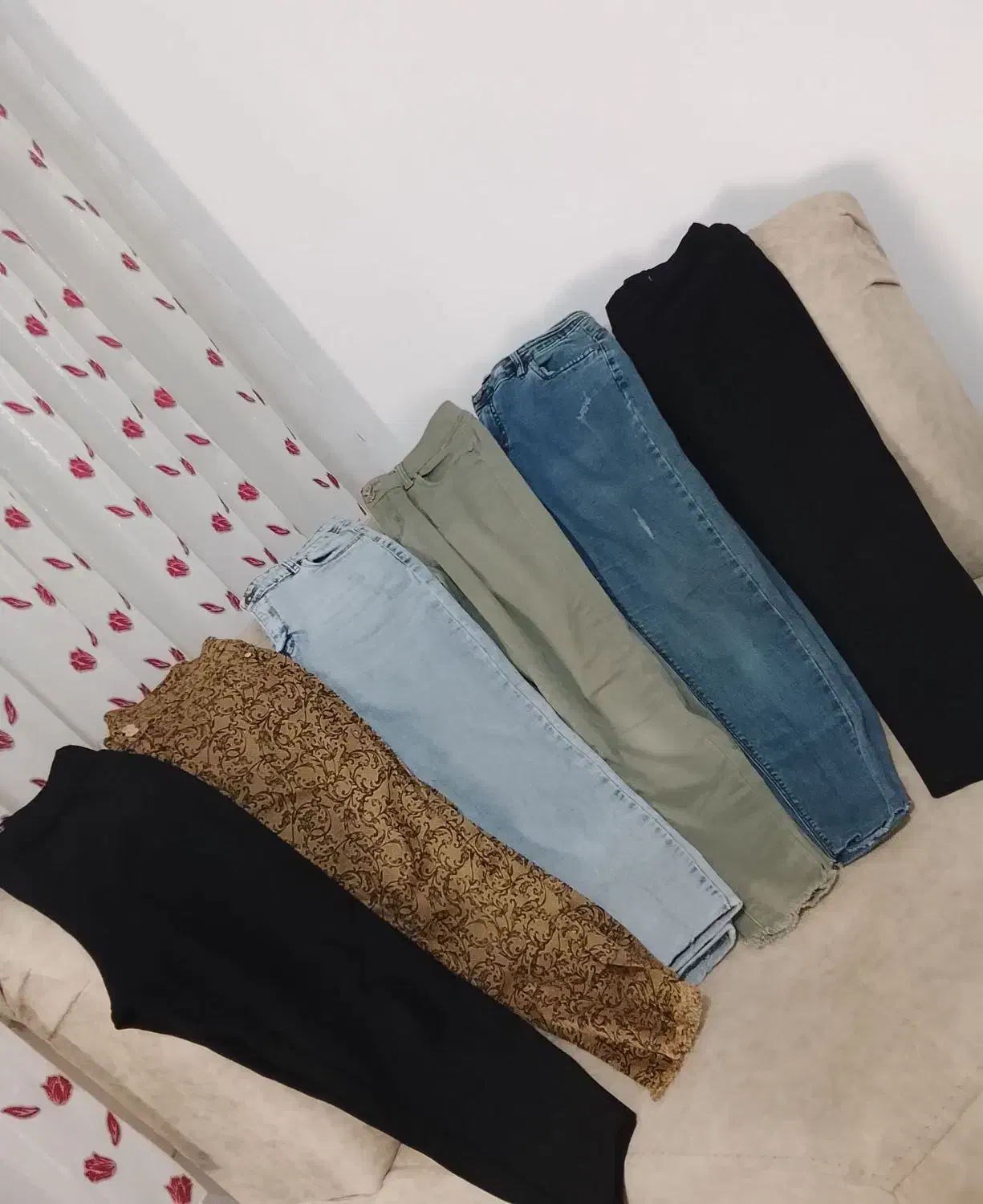 حراج چندشلوار دخترانه ۳۸/۴۰|لباس|مهاباد (آذربایجان غربی), |دیوار