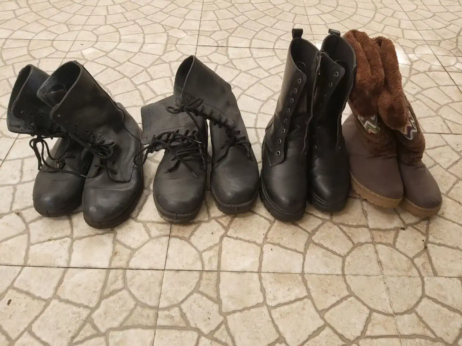 کفش زنانه و مردانه|کیف، کفش، کمربند|فردیس, داوری|دیوار