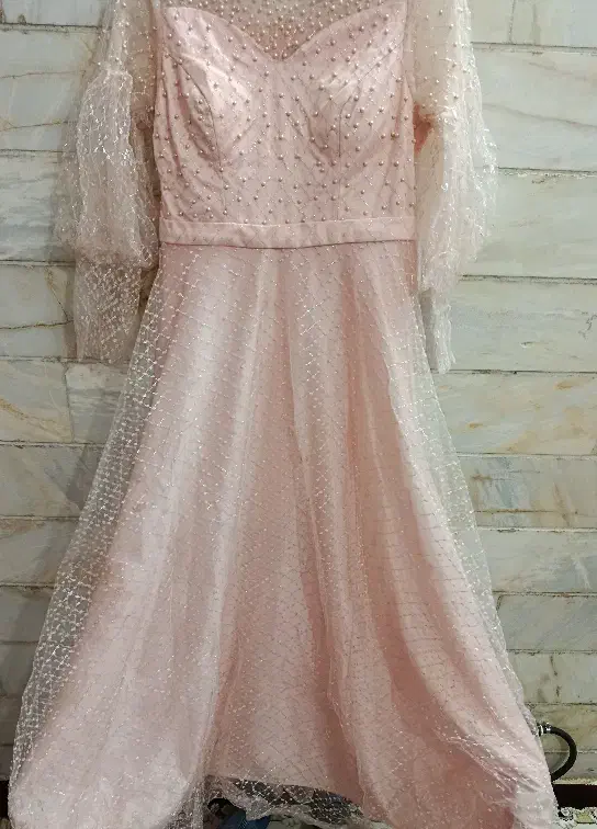 لباس مجلسی|لباس|میبد, |دیوار