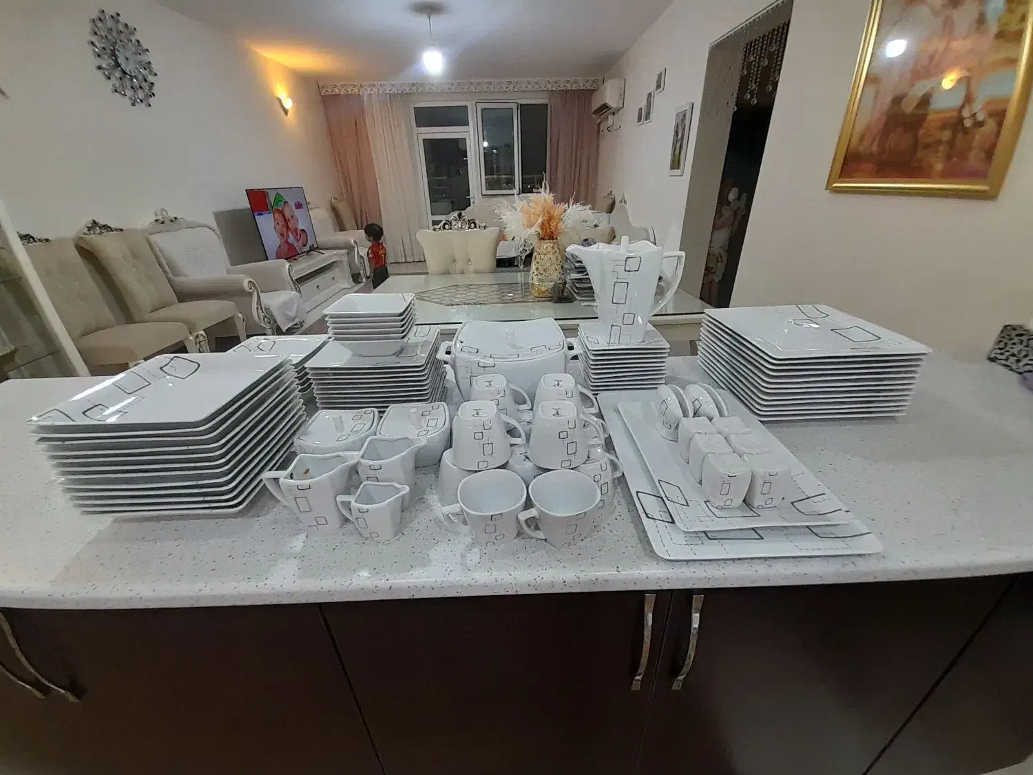 سرویس چینی ۱۲ نفره پارمیس|ظروف سرو و پذیرایی|بندرعباس, |دیوار