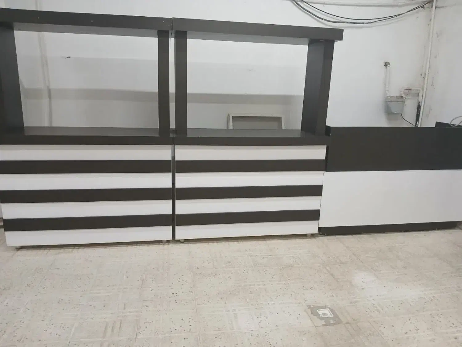 ویترین|فروشگاه و مغازه|شاهین‌شهر, مخابرات (شهید بهشتی)|دیوار