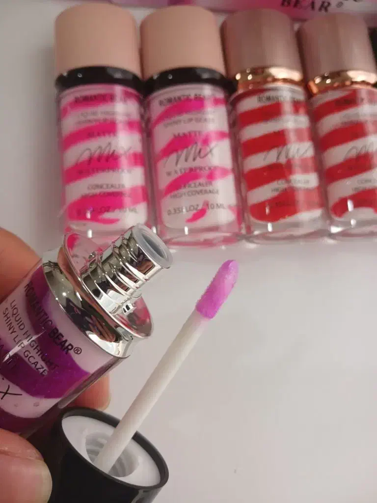 بستنی لب ولیپ گلاس|آرایشی، بهداشتی، درمانی|کرج, اخگرآباد|دیوار