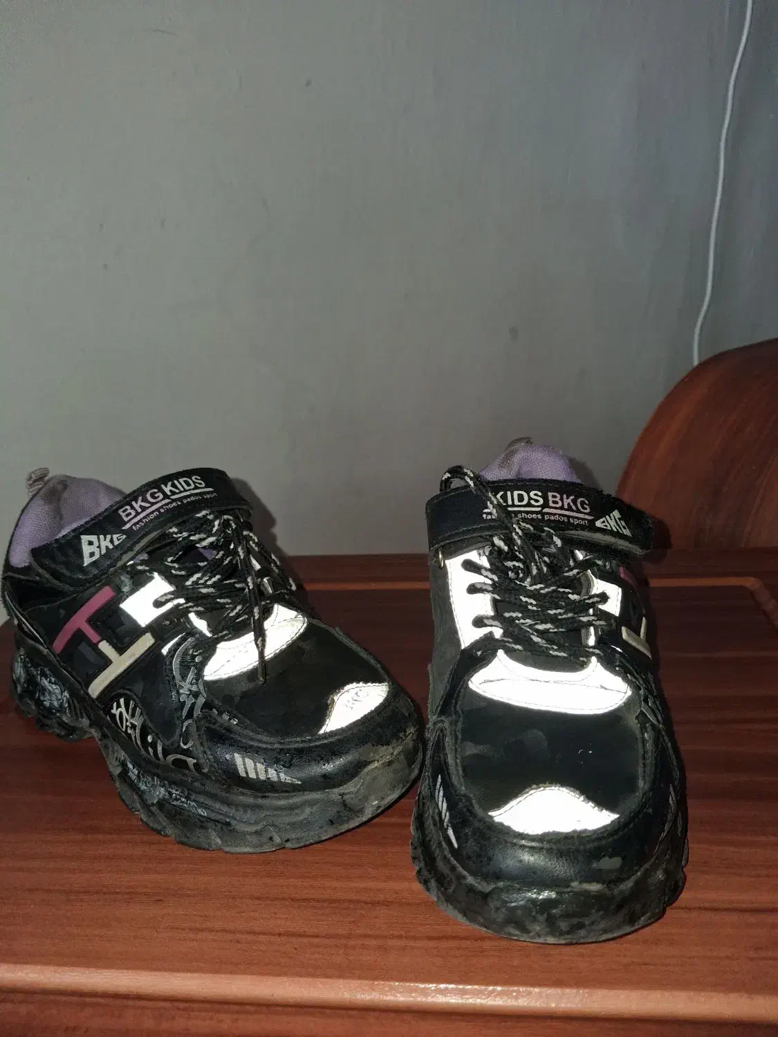 کتونی و پوتین و کفش مجلسی بچه گانه سالم|کفش و لباس بچه|بندر انزلی, بشمن|دیوار