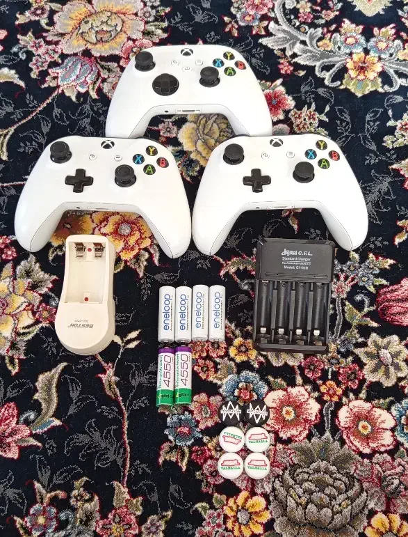 وان اس در حد نو|کنسول، بازی ویدئویی و آنلاین|همدان, |دیوار